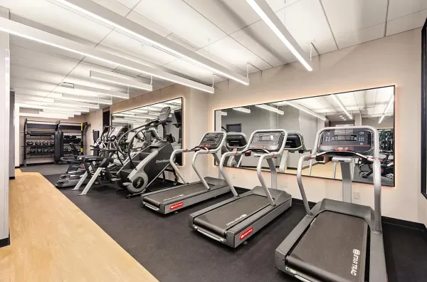 $10,750 | 100 United Nations Plaza, Unit 33E | Midtown East