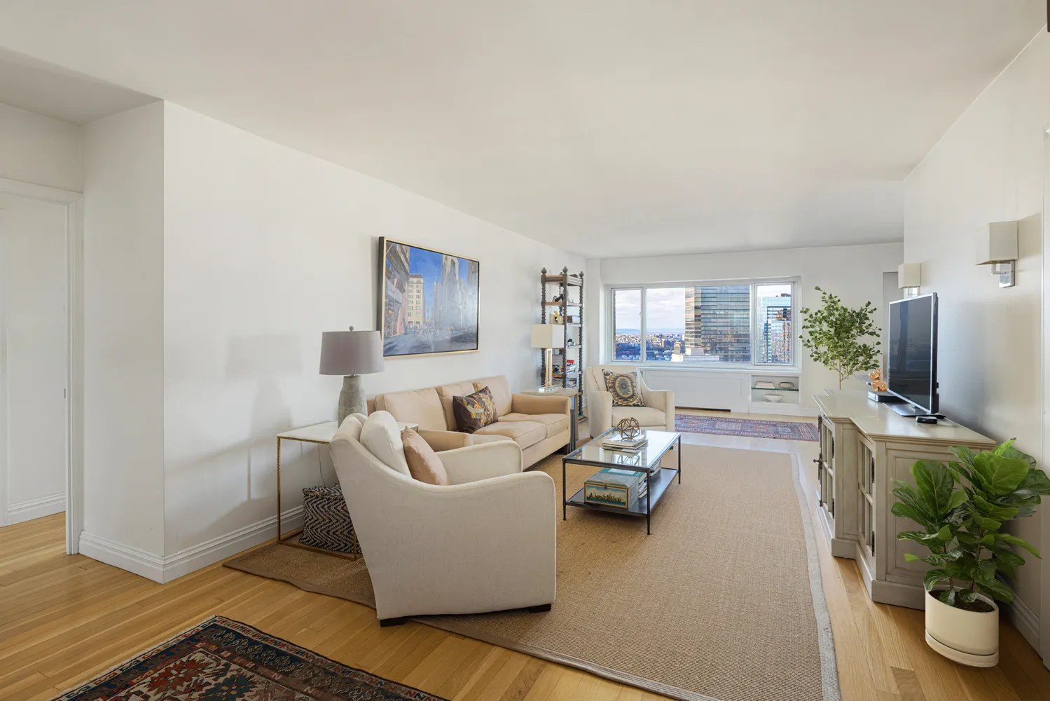 $3,200,000 | 20 West 64th Street, Unit 39K | Upper West Side