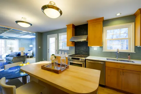 $675,000 | 115 Lakeside Drive, Greenbelt, MD 20770