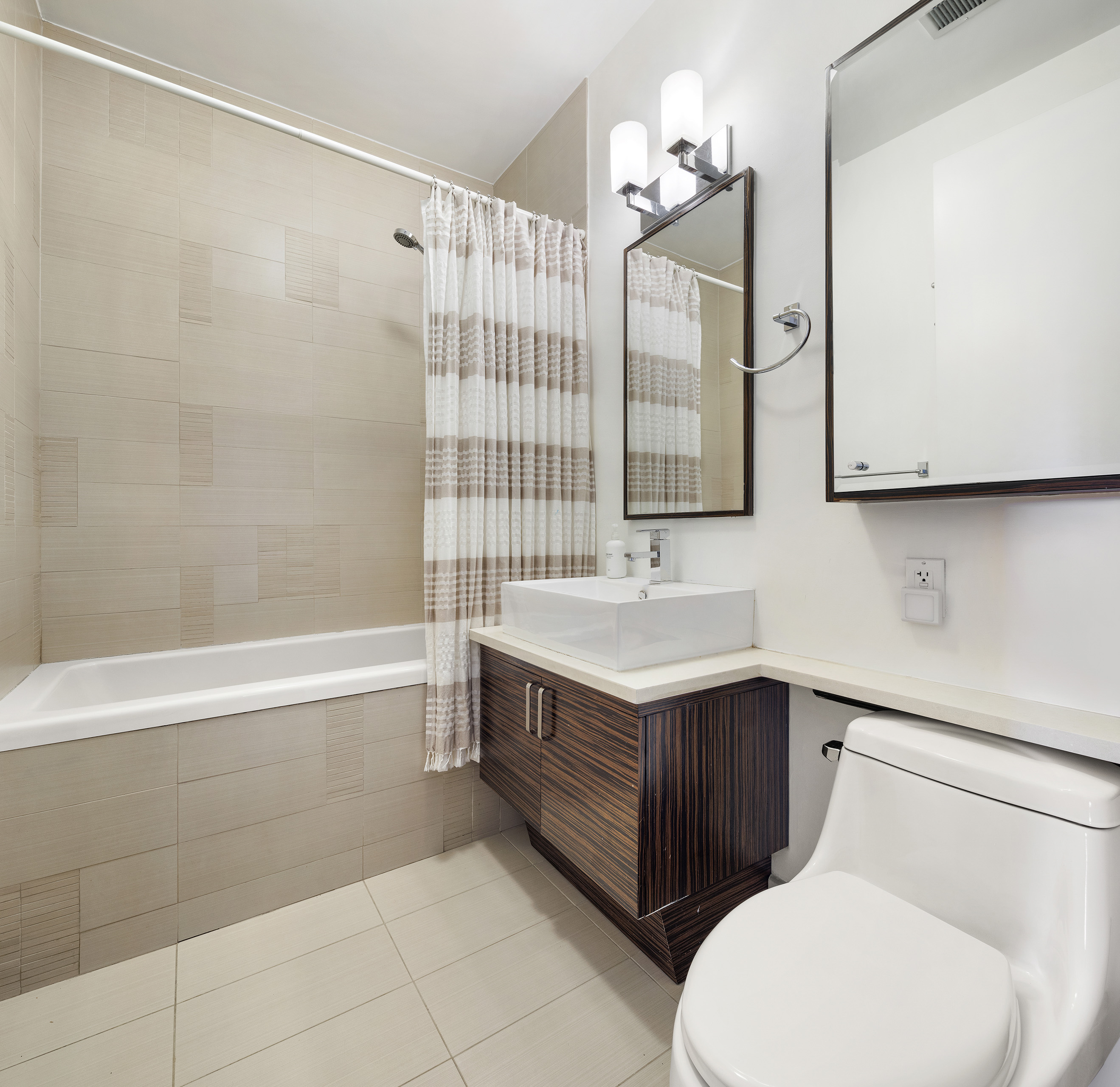 29 South 3rd Street, Unit 4D Brooklyn, NY 11249 - Photo 9 of 14 Gallery Image 9