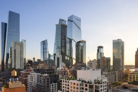 $2,750,000 | 347 West 39th Street, Unit PHNE | Hudson Yards