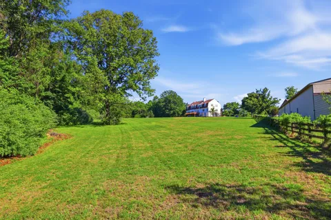$1,325,000 | 14200 White Water Way, Darnestown, MD 20878