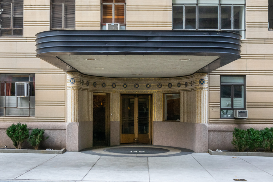 140 Riverside Drive, Unit 1G Manhattan, NY 10024 - Photo 12 of 16 a view of entryway with a front door