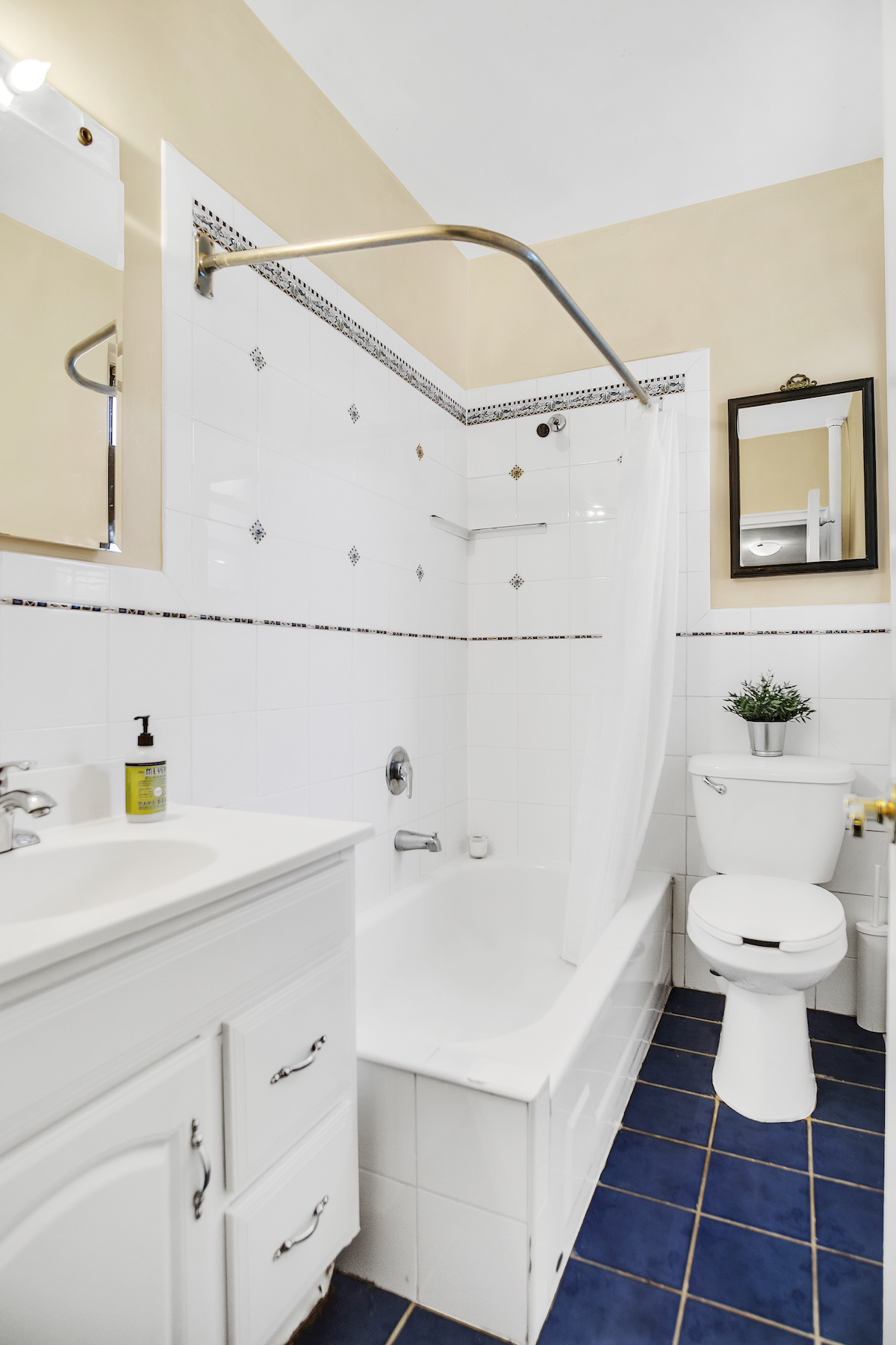 3215 Netherland Avenue, Unit 2H Bronx, NY 10463 - Photo 9 of 19