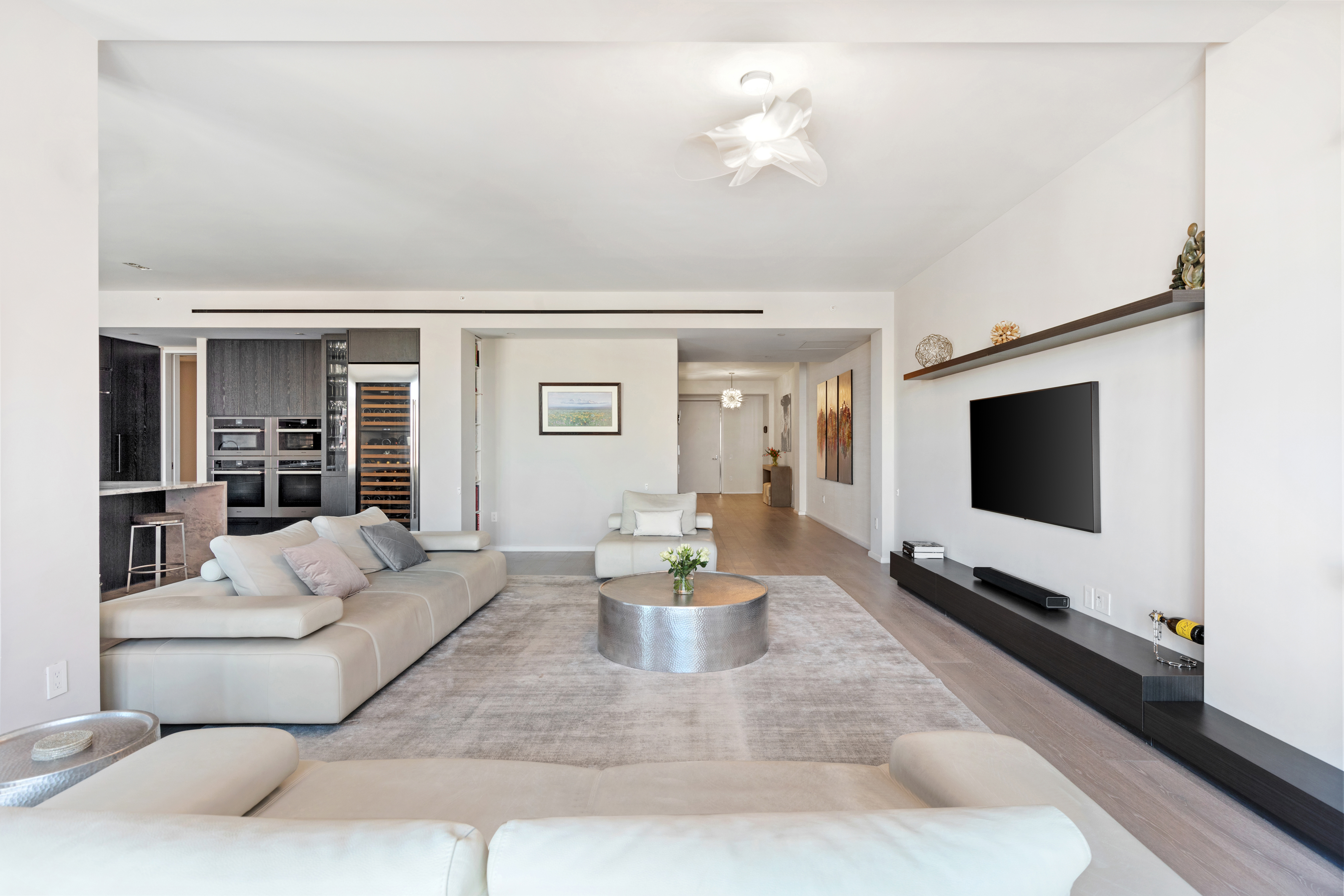 11 Beach Street, Unit 7A Manhattan, NY 10013 - Photo 3 of 29