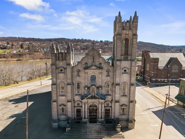 $300,000 | 21 State Street, Oil City, PA 16301