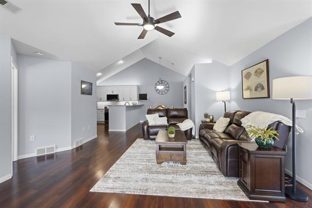 10 Pond View Way Fitchburg, WI 53711 - Photo 21 of 68