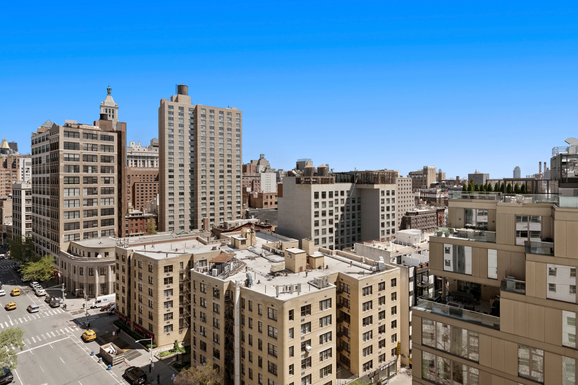 70 East 10th Street, Unit 16D Manhattan, NY 10003 - Photo 3 of 19 Gallery Image 3