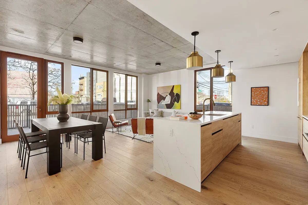 $9,000 | 199 Conover Street, Unit GARDEN A | Red Hook