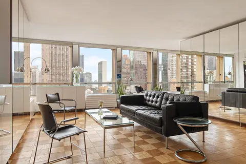 $1,550,000 | 330 East 33rd Street, Unit 21J | Kips Bay
