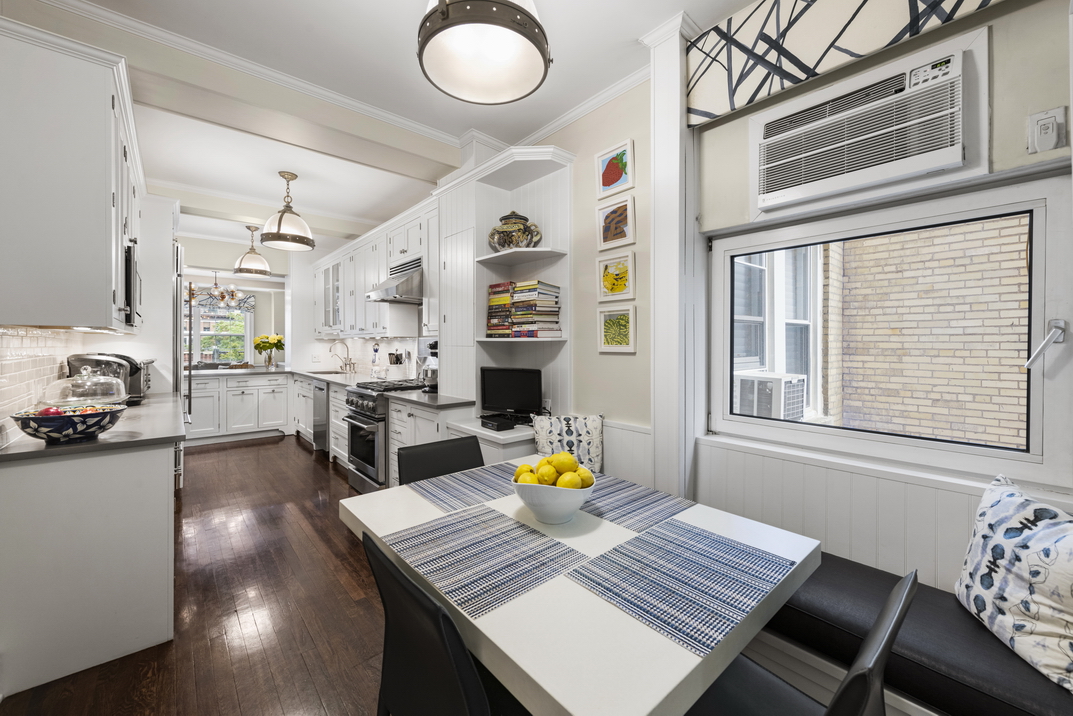 90 Riverside Drive, Unit 6G Manhattan, NY 10024 - Photo 7 of 17