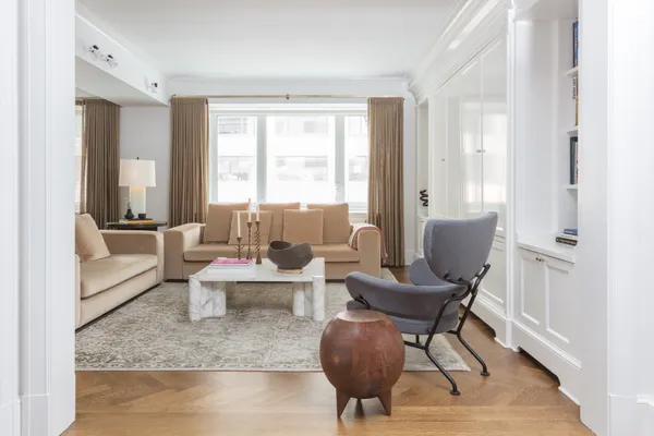 $28,000 | 530 Park Avenue, Unit 2F | Lenox Hill