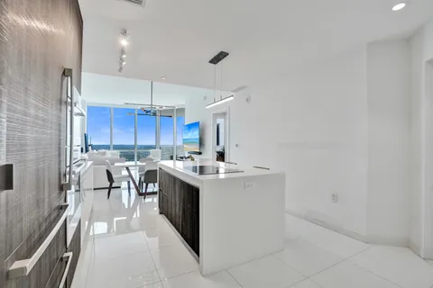 $725,000 | 851 Northeast 1st Avenue, Unit 3506, Miami, FL 33132