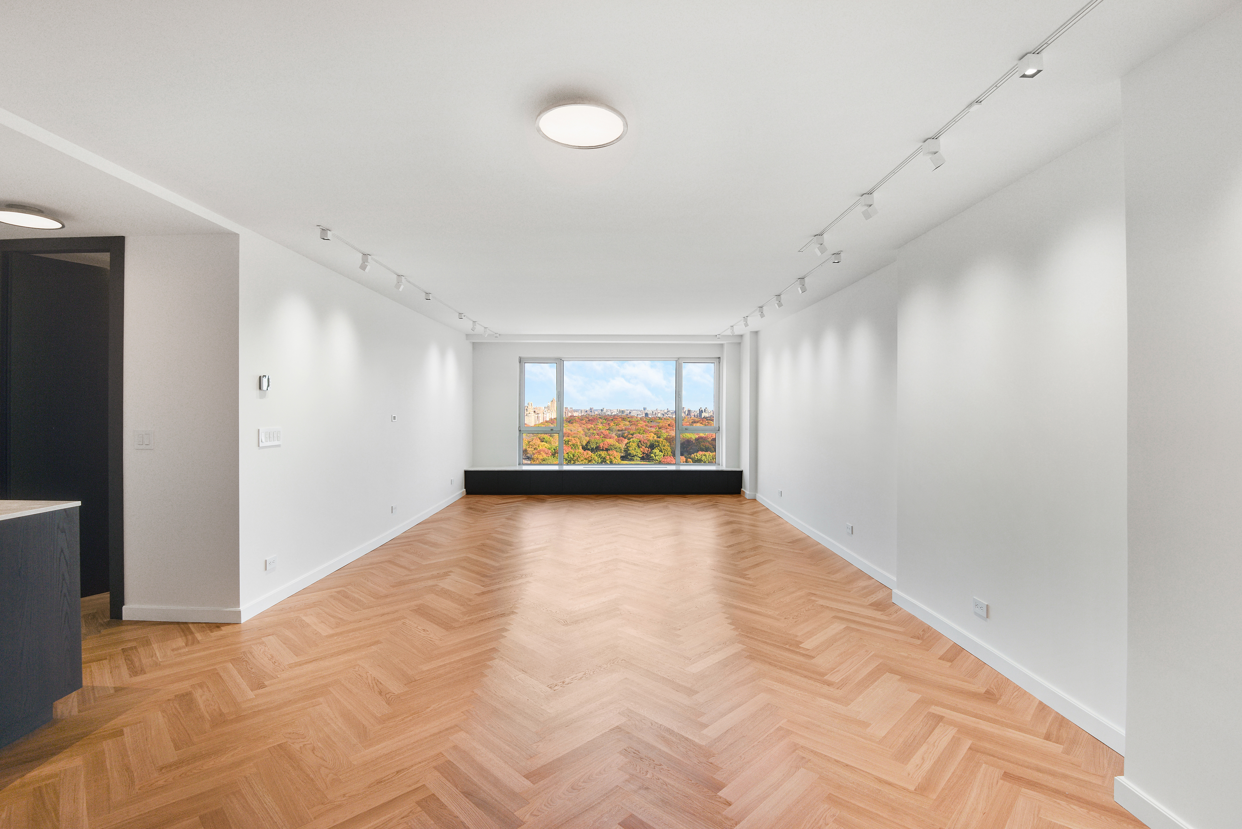 200 Central Park South, Unit 28B Manhattan, NY 10019 - Photo 7 of 21