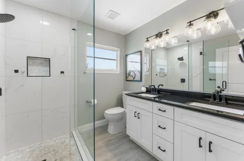 $714,999 | 2701 67th Way North, St. Petersburg, FL 33710