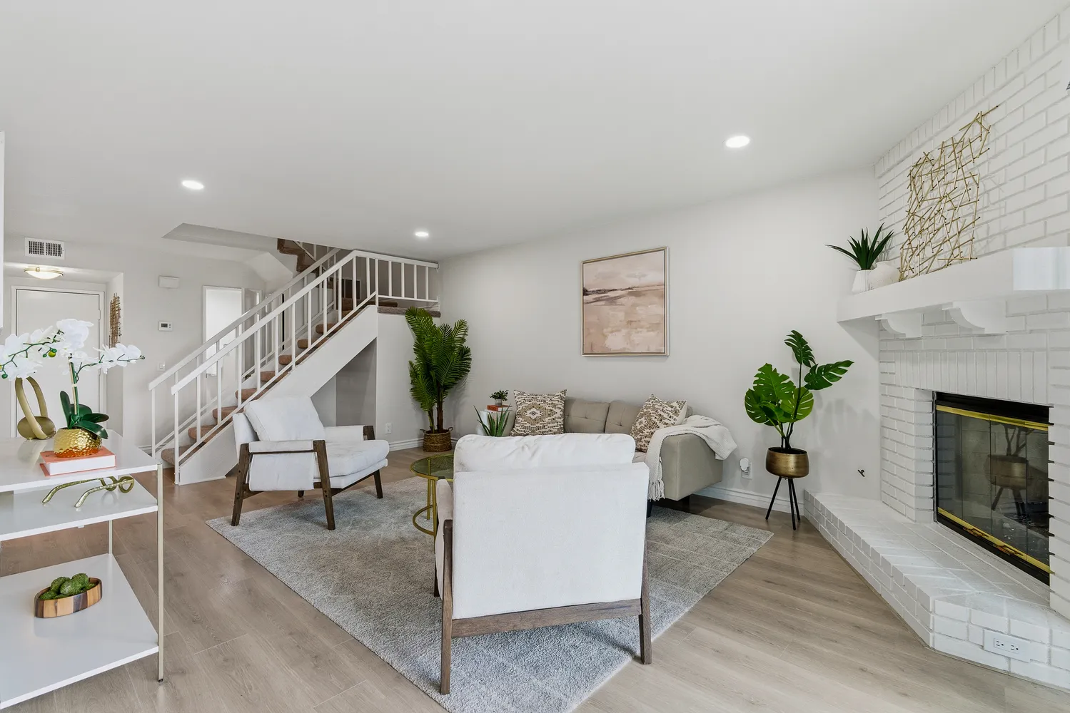 $819,000 | 19237 Index Street, Unit 4, Porter Ranch, CA 91326