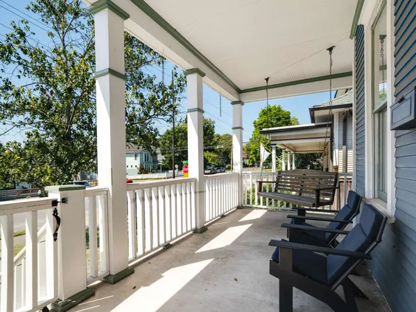 $1,300,000 | 1403 Forest Avenue, Nashville, TN 37206