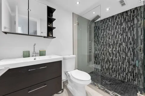 $260,000 | Address Upon Request, North Bay Village, FL 33141