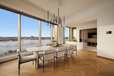 $27,500,000 | 551 West 21st Street, Unit PH19 | Chelsea