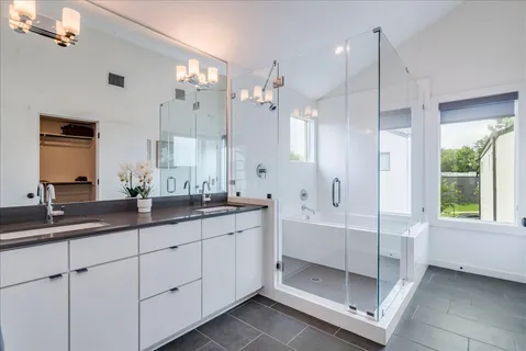 $610,000 | 1931 East 38th 1/2 Street, Unit 62, Austin, TX 78723