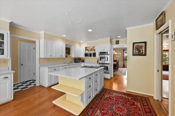 $2,400,000 | 11304 Skipwith Lane, Potomac, MD 20854