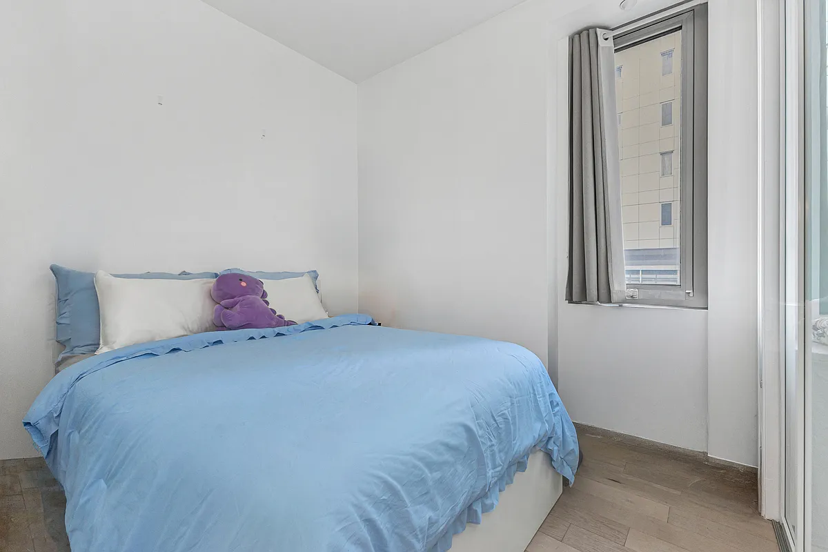 44-15 Purves Street, Unit 6D Queens, NY 11101 - Photo 7 of 12