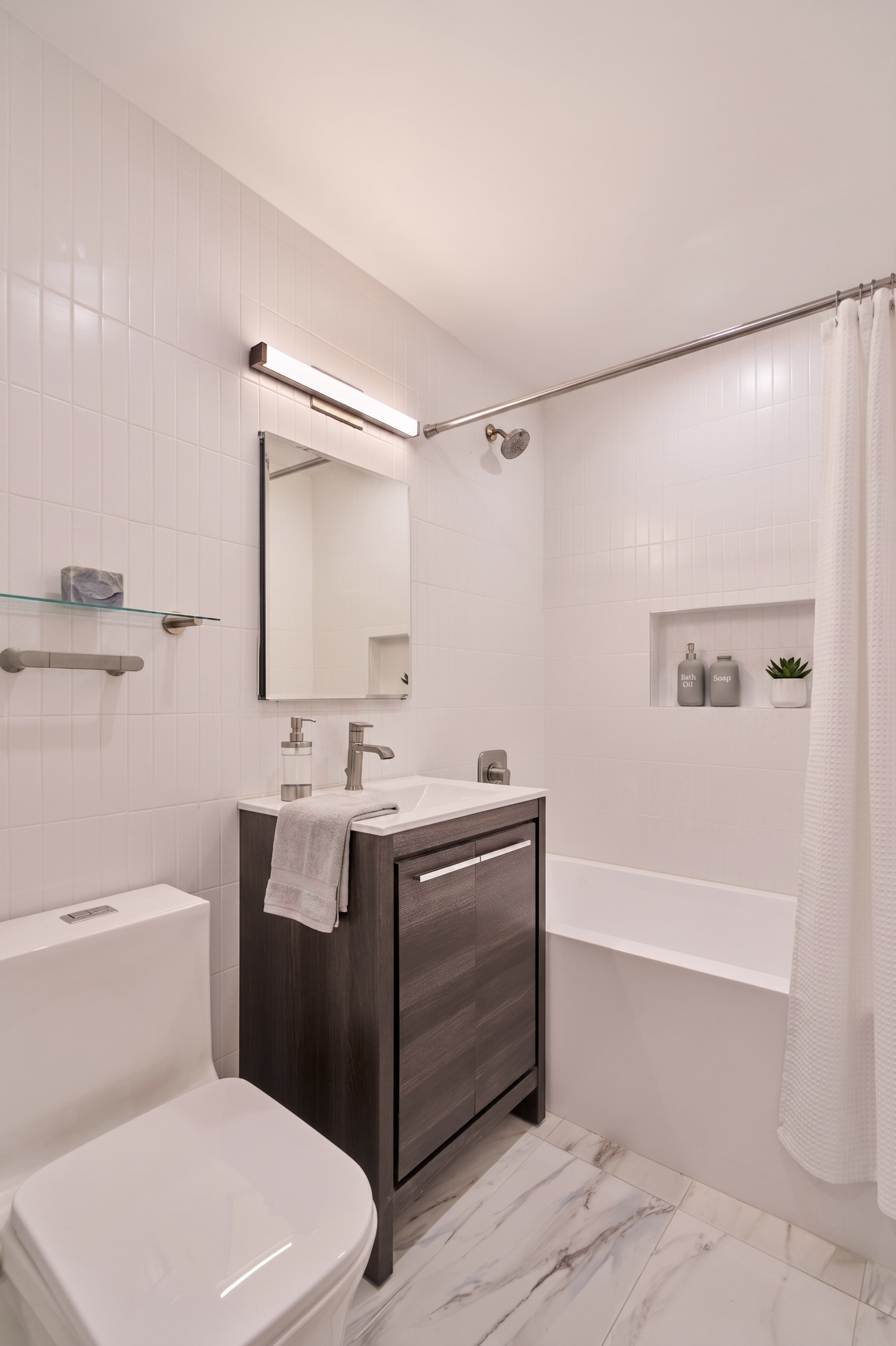 310 West 80th Street, Unit 2B Manhattan, NY 10024 - Photo 5 of 8