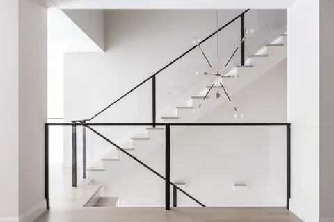 $21,500,000 | 150 Charles Street, Unit M10 | West Village
