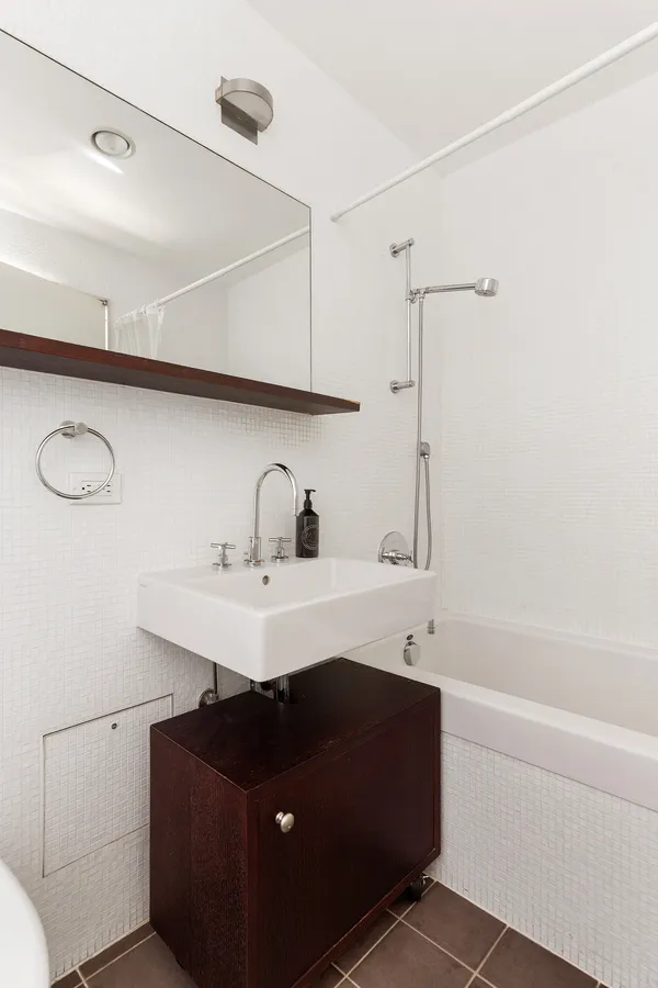$20,000 | 21 Astor Place, Unit 9E | NoHo