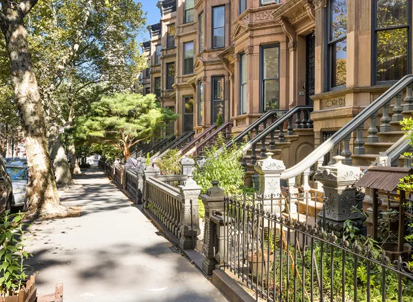 $3,400 | 771 Carroll Street, Unit 4F | Park Slope