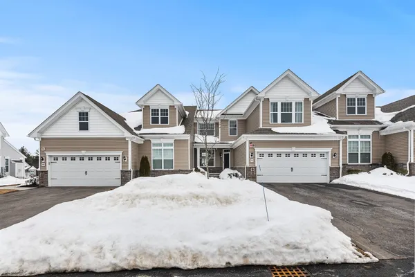 Contact Agent | 46 Phoebe Street, Unit 98, Methuen, MA 01844
