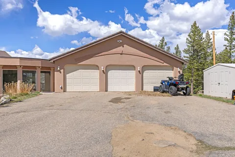$2,100,000 | 323 Overlook Lane, Boulder, CO 80302