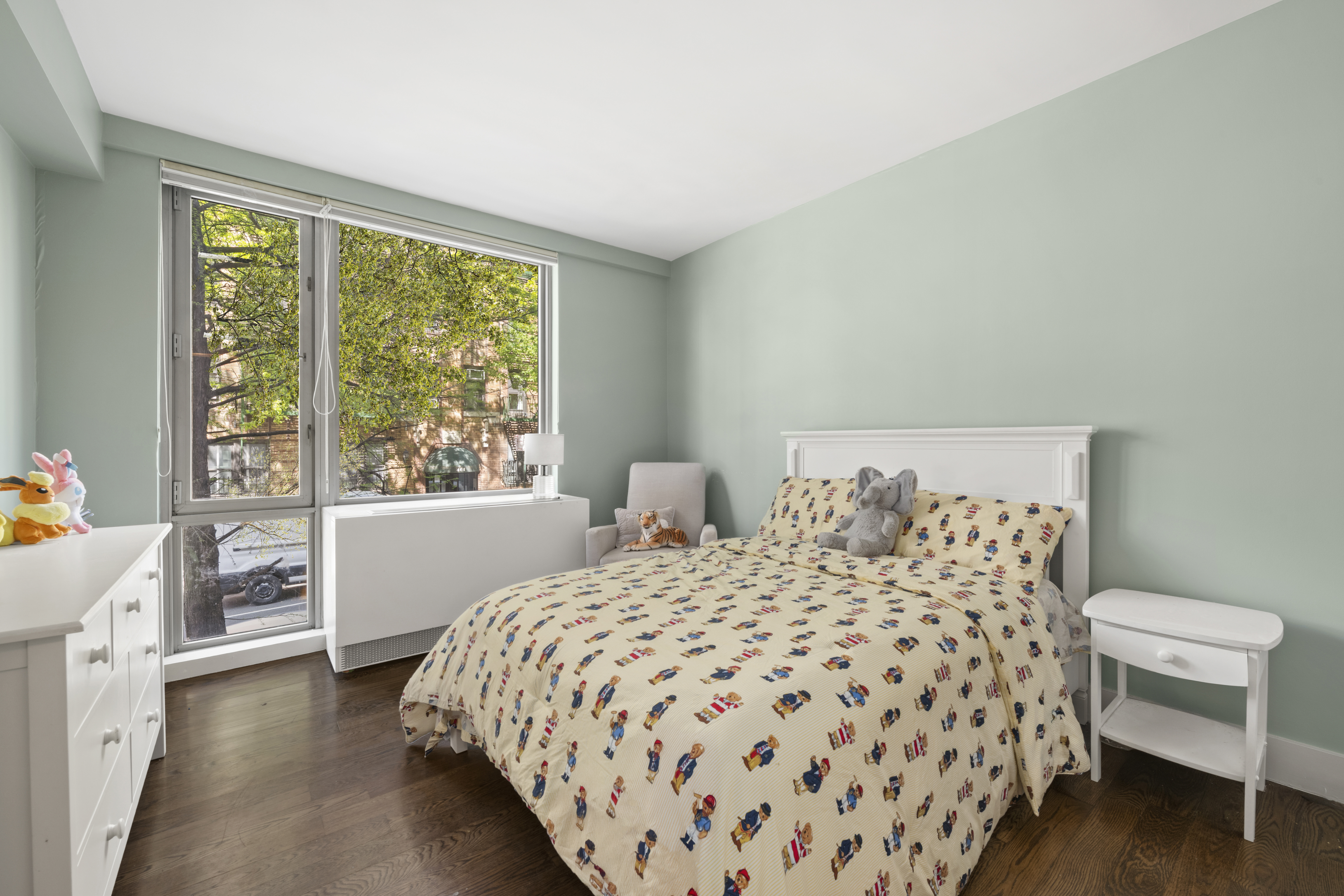 464 West 44th Street, Unit 2F Manhattan, NY 10036 - Photo 7 of 9 Gallery Image 7