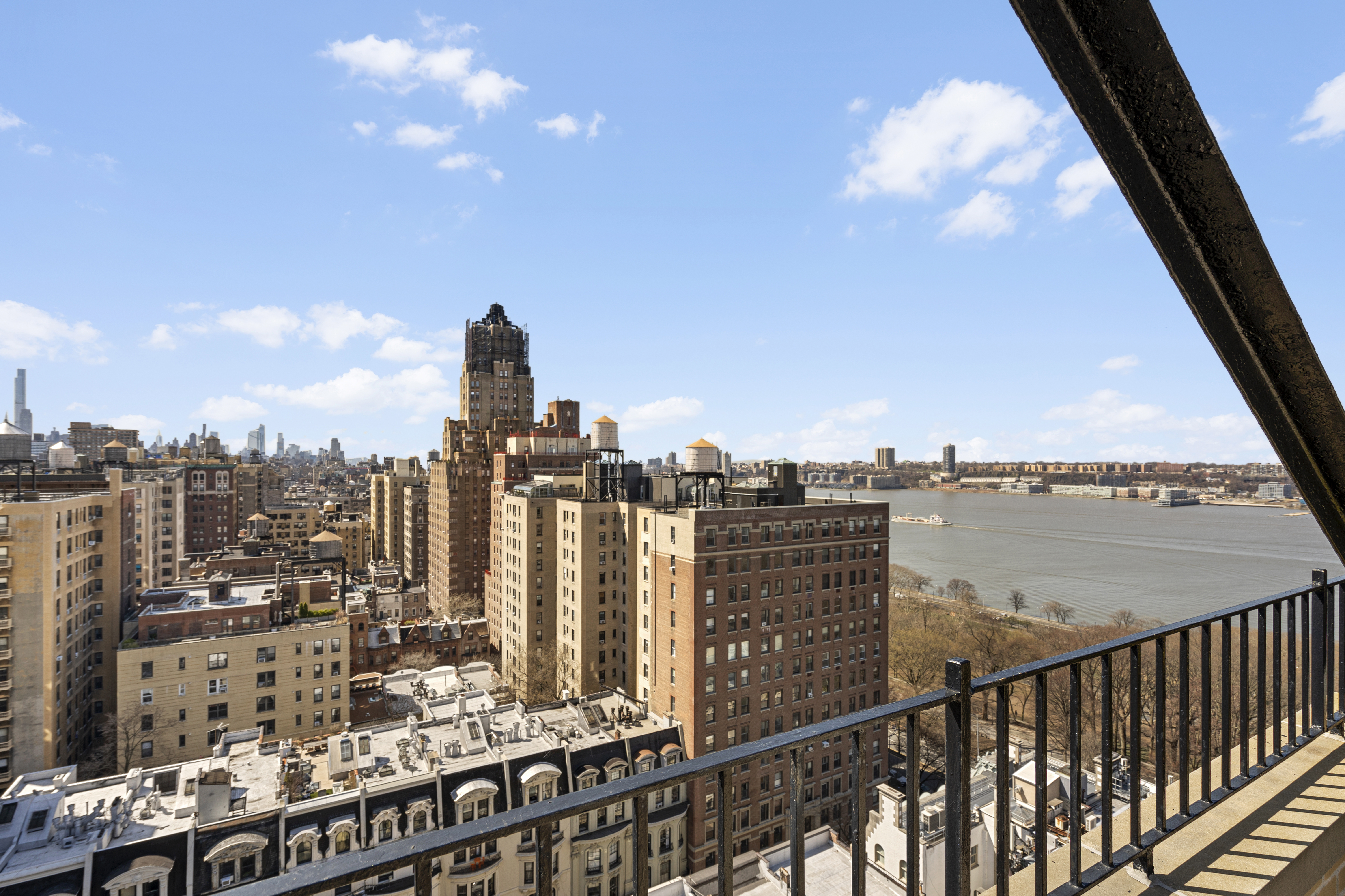 310 West 106th Street, Unit 9E Manhattan, NY 10025 - Photo 11 of 12