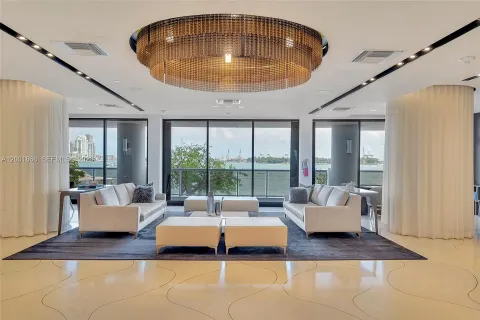 $2,100,000 | 9 Island Avenue, Unit 407, Miami Beach, FL 33139