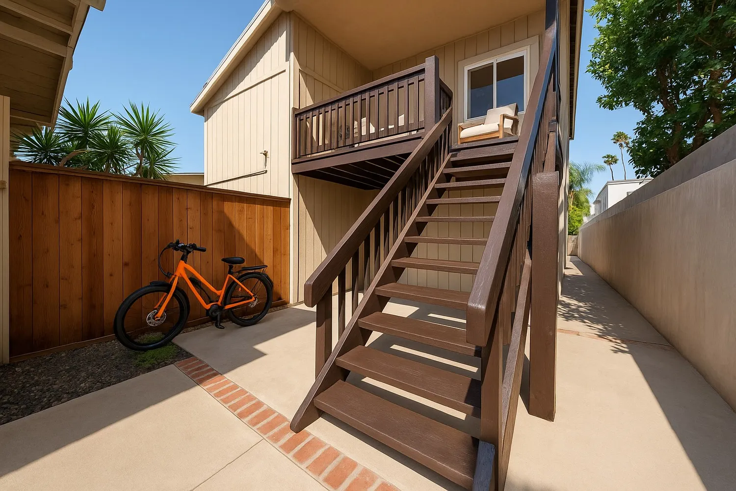 $2,375,000 | 643 Santa Clara Avenue, Venice, CA 90291