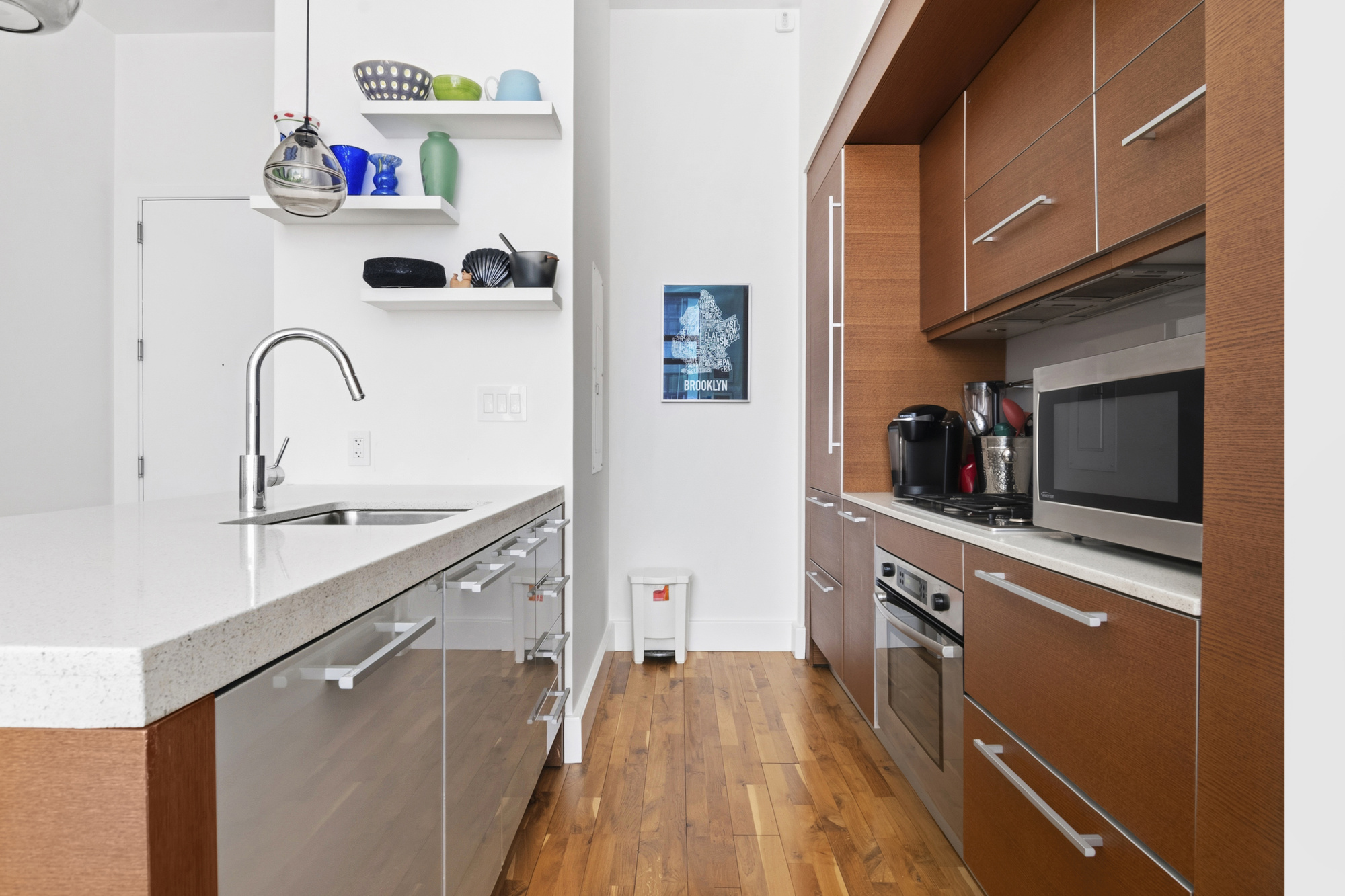 360 Furman Street, Unit 842 Brooklyn, NY 11201 - Photo 2 of 42 Gallery Image 2