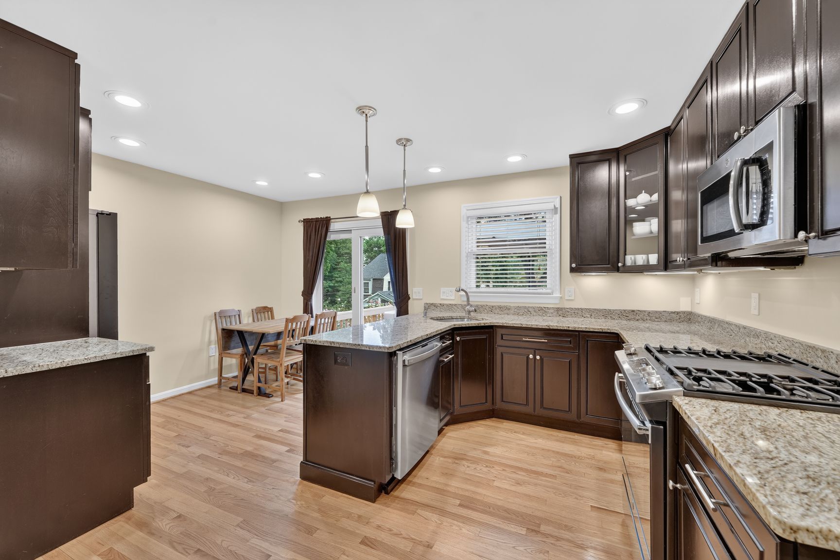 1240 Pine Hill Road McLean, VA 22101 - Photo 5 of 21