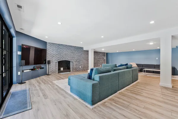 $2,375,000 | 1228 Perry William Drive, McLean, VA 22101