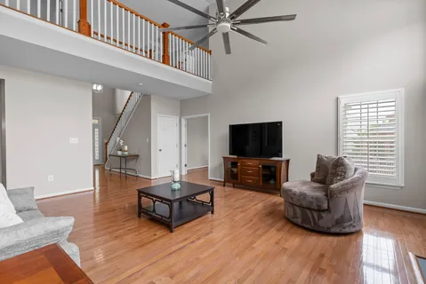 $1,200,000 | 14309 Autumn Crest Road, Boyds, MD 20841