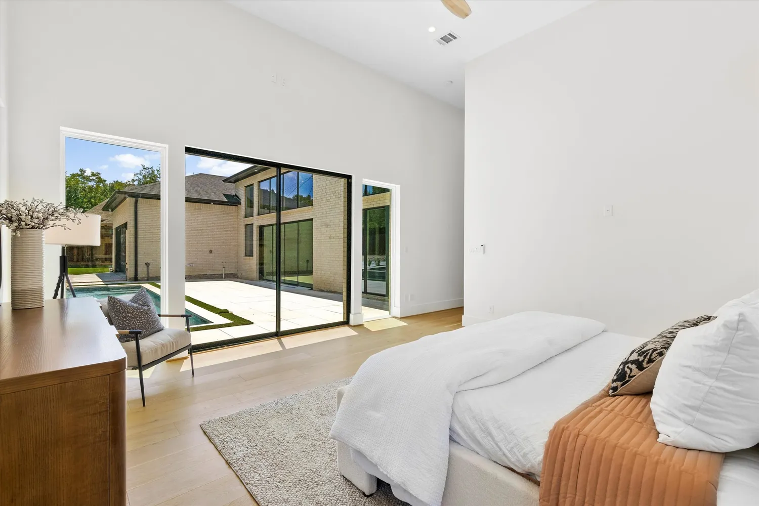 $18,000 | 11314 Hillcrest Road, Dallas, TX 75230