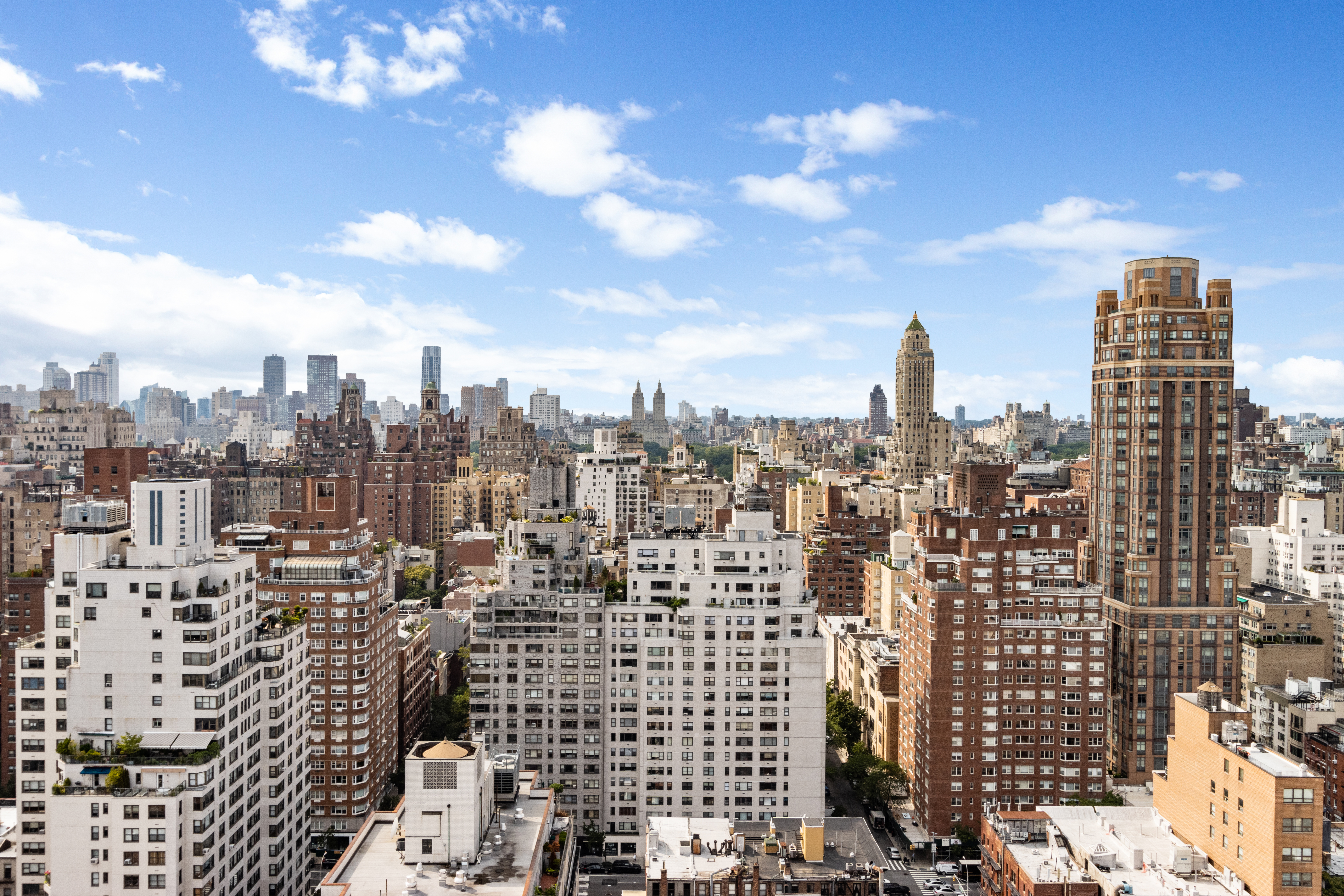 255 East 74th Street, Unit 25B Manhattan, NY 10021 - Photo 18 of 23 a view of a city with tall buildings