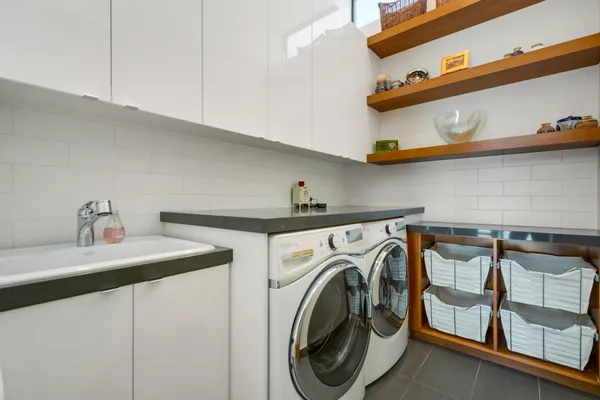 $3,825,000 | 2325 Cloy Avenue, Venice, CA 90291