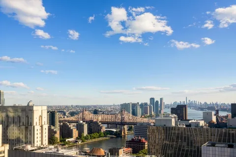 $8,950,000 | 422 East 72nd Street, Unit 40B/41AB | Lenox Hill