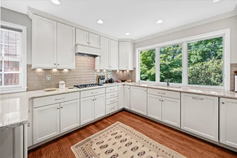 $689,000 | 12 Vining Lane, Wilmington, DE 19807