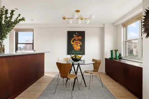 $2,249,000 | 360 West 22nd Street, Unit 12B | Chelsea