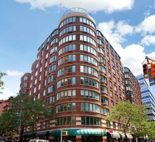 295 Greenwich Street, Unit 8/9H Manhattan, NY 10007 - Photo 21 of 22 a front view of a building