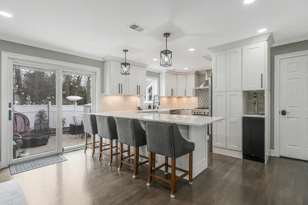 $850,000 | 220 3rd Street, Green Brook, NJ 07059