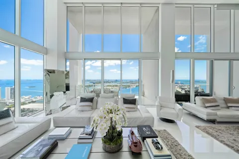 $5,199,000 | 1040 Biscayne Boulevard, Unit 4403, Miami, FL 33132