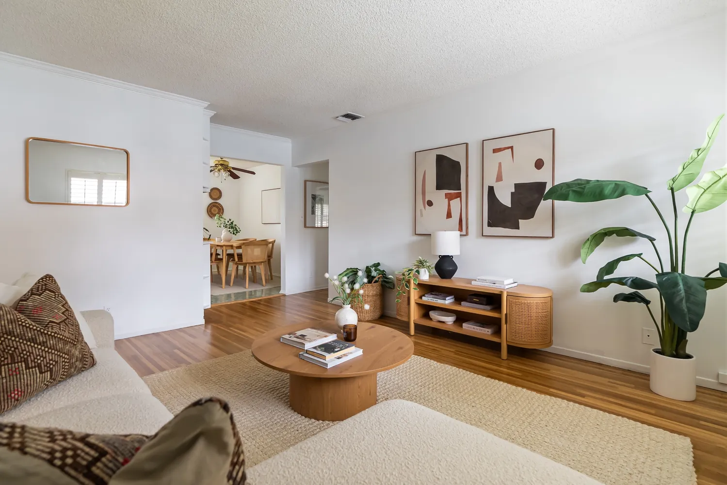 $485,000 | 5882 Bowcroft Street, Unit 3, Los Angeles, CA 90016